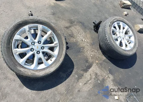 2020 Chevrolet Equinox Fwd Lt 1.5L Turbo из США, поврежденный, VIN 2GNAXKEV0L6220452